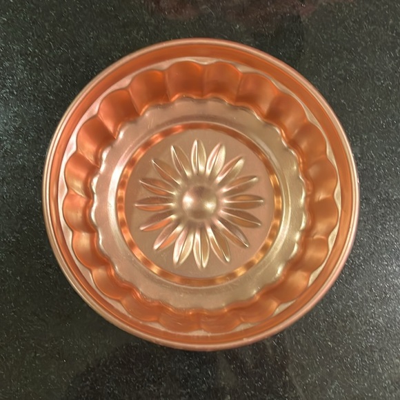 Copper Tone Food Mold - Picture 3 of 4